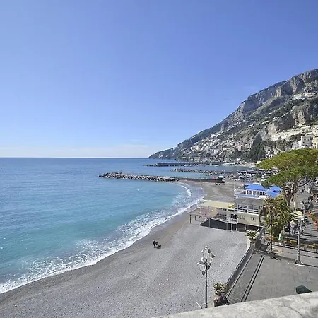 Sleeps 4 Air Con Wifi Appartement